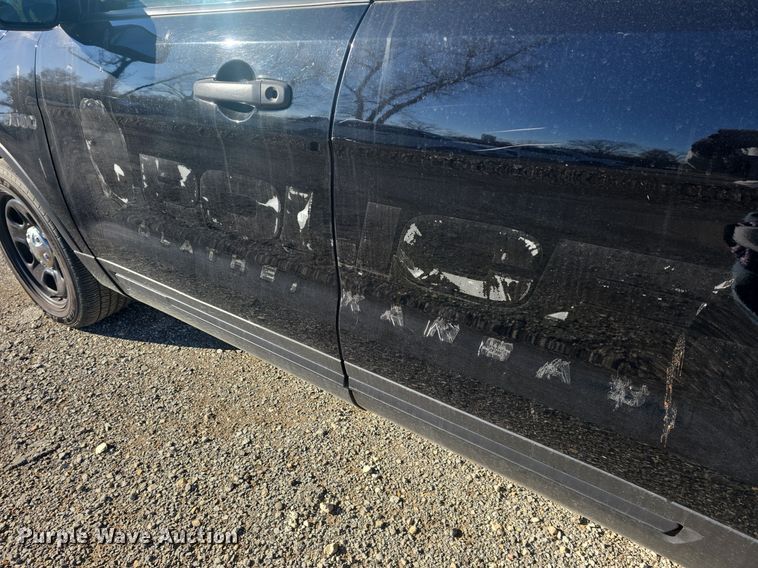 image for item DQ5314 2017 Ford Explorer Police Interceptor  SUV