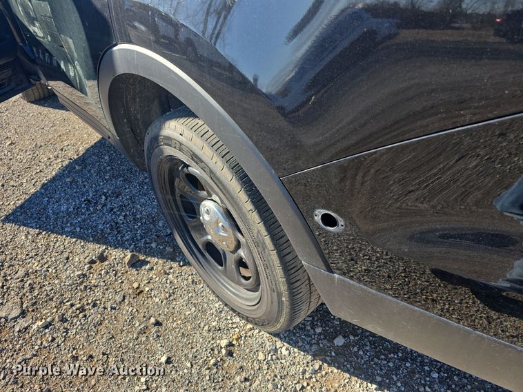 image for item DQ5314 2017 Ford Explorer Police Interceptor  SUV