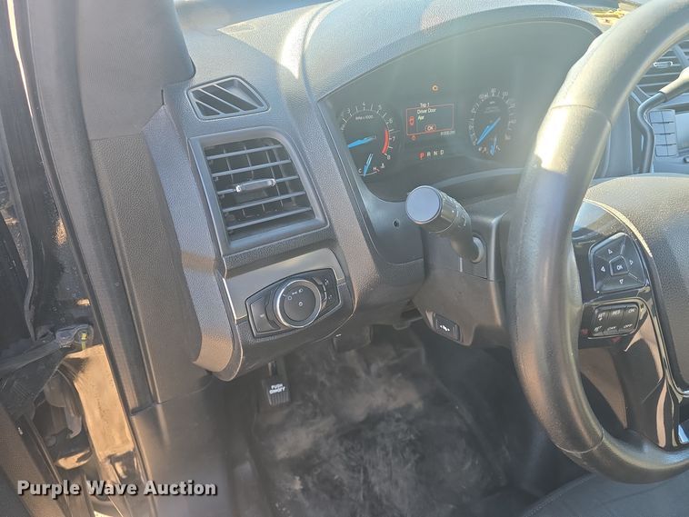 image for item DQ5314 2017 Ford Explorer Police Interceptor  SUV