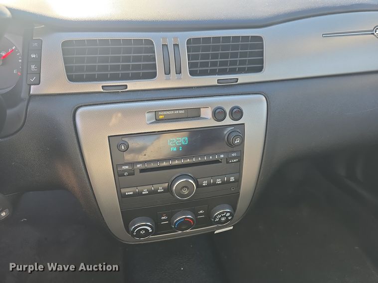 image for item DQ5325 2014 Chevrolet Impala Police Cruiser 