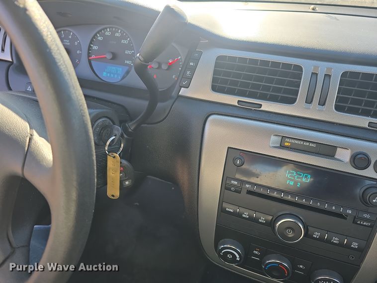 image for item DQ5325 2014 Chevrolet Impala Police Cruiser 