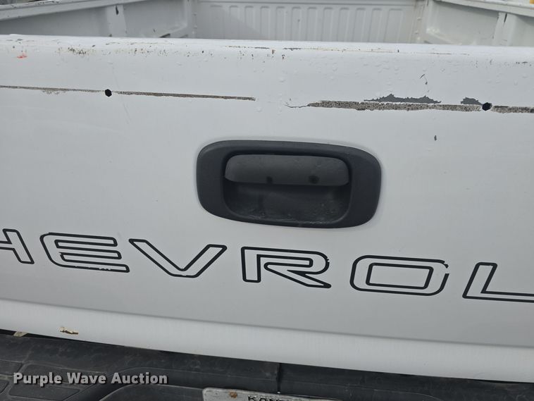 image for item DQ5331 2006 Chevrolet Silverado 2500HD pickup truck