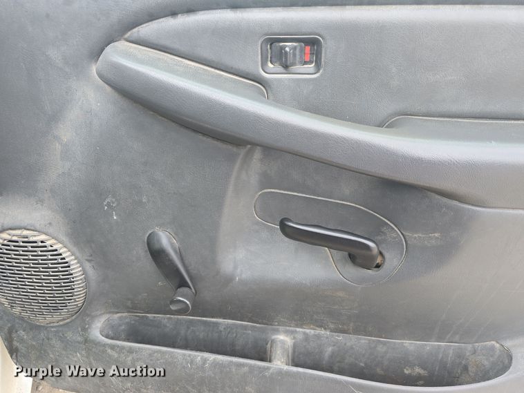 image for item DQ5331 2006 Chevrolet Silverado 2500HD pickup truck