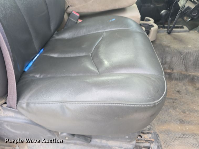 image for item DQ5331 2006 Chevrolet Silverado 2500HD pickup truck