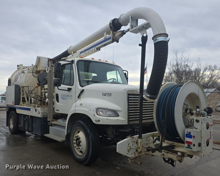 image for item DQ5334 2011 Freightliner  M2 106V sewer jetter truck