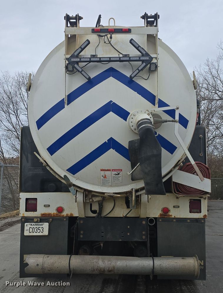 image for item DQ5334 2011 Freightliner  M2 106V sewer jetter truck