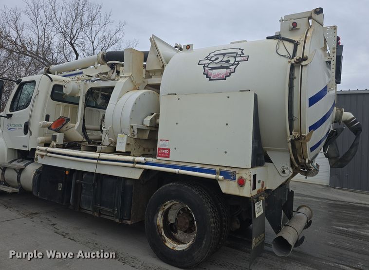 image for item DQ5334 2011 Freightliner  M2 106V sewer jetter truck