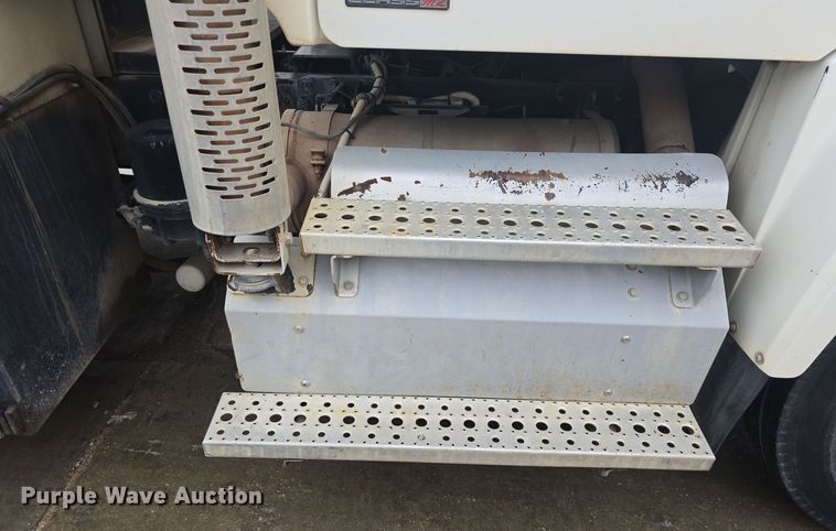 image for item DQ5334 2011 Freightliner  M2 106V sewer jetter truck