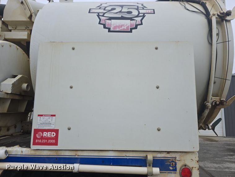 image for item DQ5334 2011 Freightliner  M2 106V sewer jetter truck