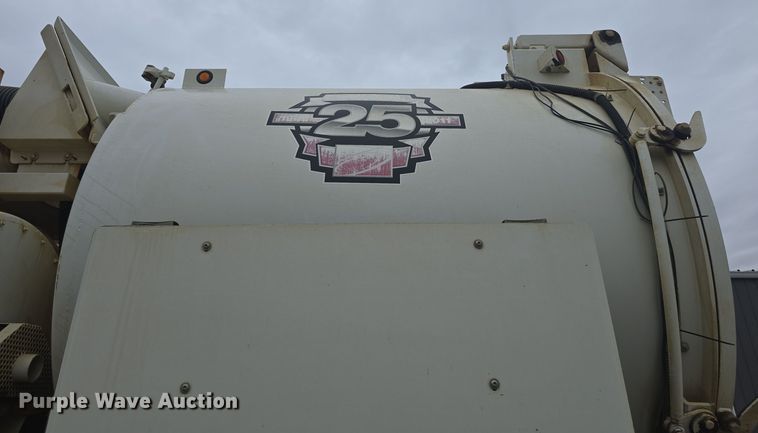 image for item DQ5334 2011 Freightliner  M2 106V sewer jetter truck