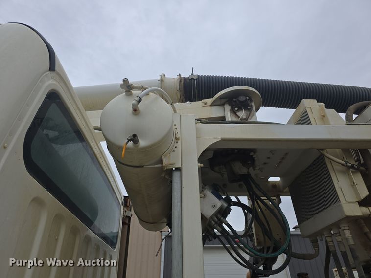 image for item DQ5334 2011 Freightliner  M2 106V sewer jetter truck