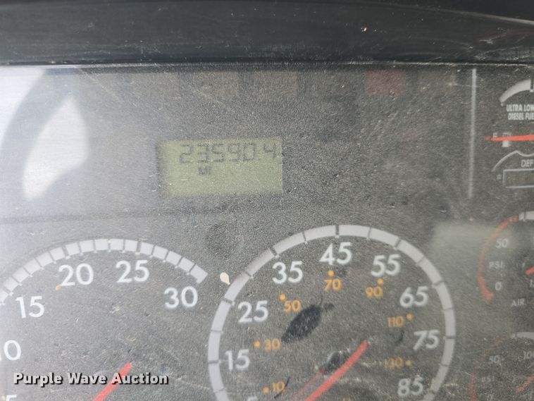 image for item DQ5334 2011 Freightliner  M2 106V sewer jetter truck