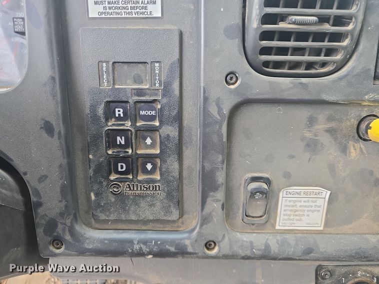 image for item DQ5334 2011 Freightliner  M2 106V sewer jetter truck