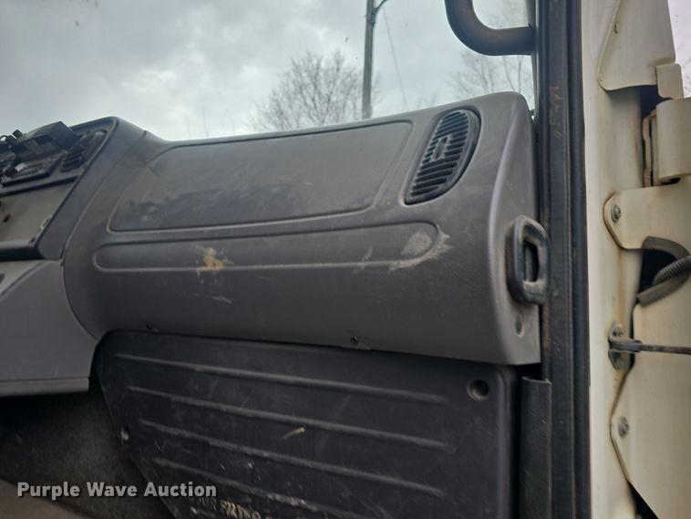 image for item DQ5334 2011 Freightliner  M2 106V sewer jetter truck