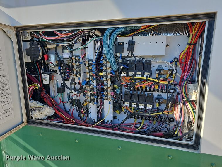 image for item DQ5338 2008 Blue Bird All American school bus