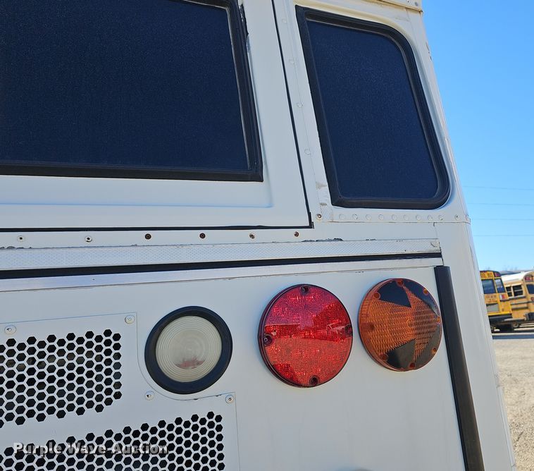 image for item DQ5338 2008 Blue Bird All American school bus