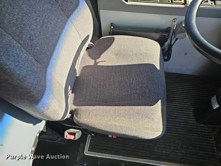 image for item DQ5338 2008 Blue Bird All American school bus