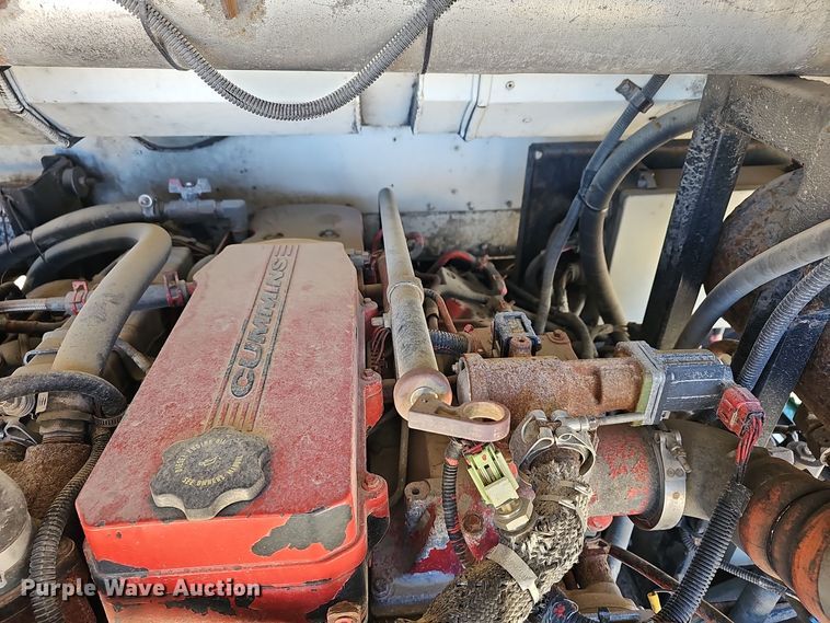 image for item DQ5338 2008 Blue Bird All American school bus