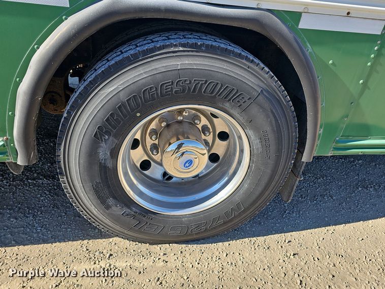 image for item DQ5338 2008 Blue Bird All American school bus