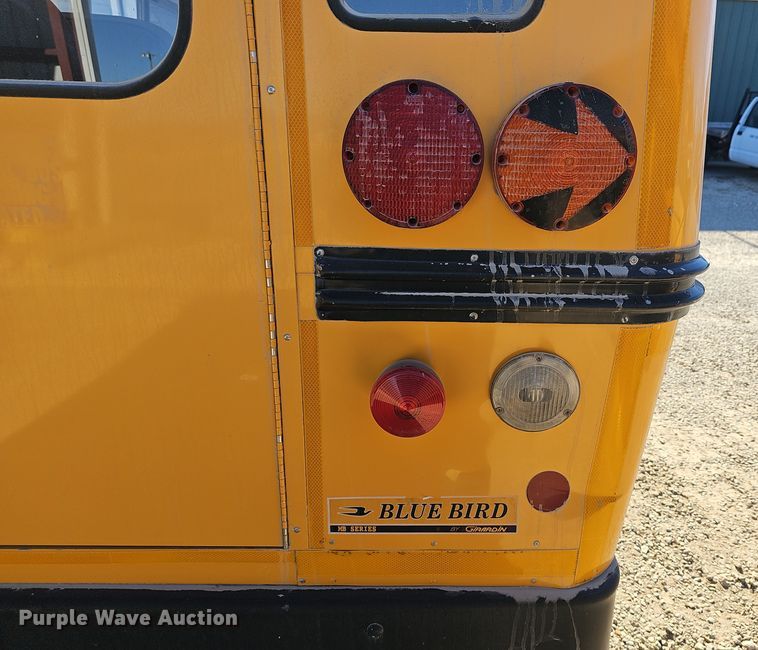 image for item DQ5339 2000 Blue Bird  E350 Super Duty school bus