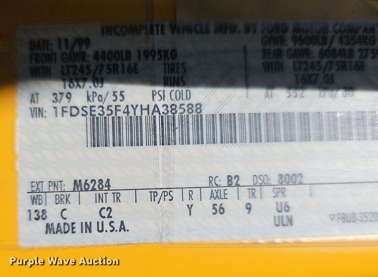 image for item DQ5339 2000 Blue Bird  E350 Super Duty school bus