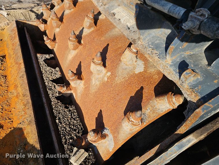 image for item DT7579 RoadHog backhoe cold planer attachment