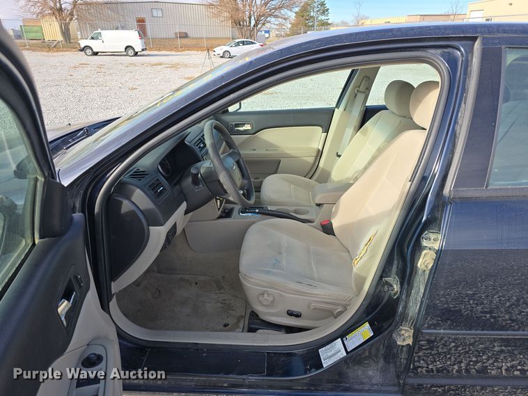 image for item DV0136 2008 Ford Fusion SE 