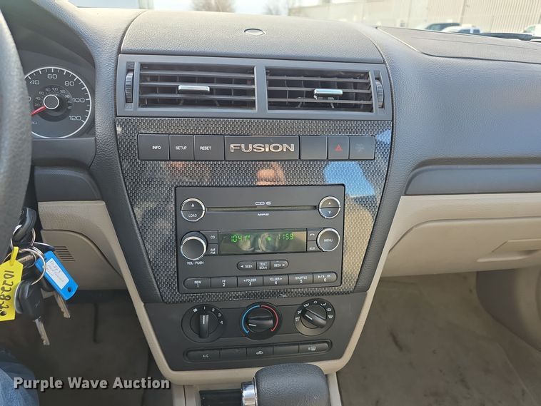 image for item DV0136 2008 Ford Fusion SE 