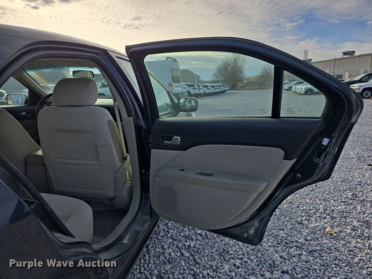 image for item DV0136 2008 Ford Fusion SE 