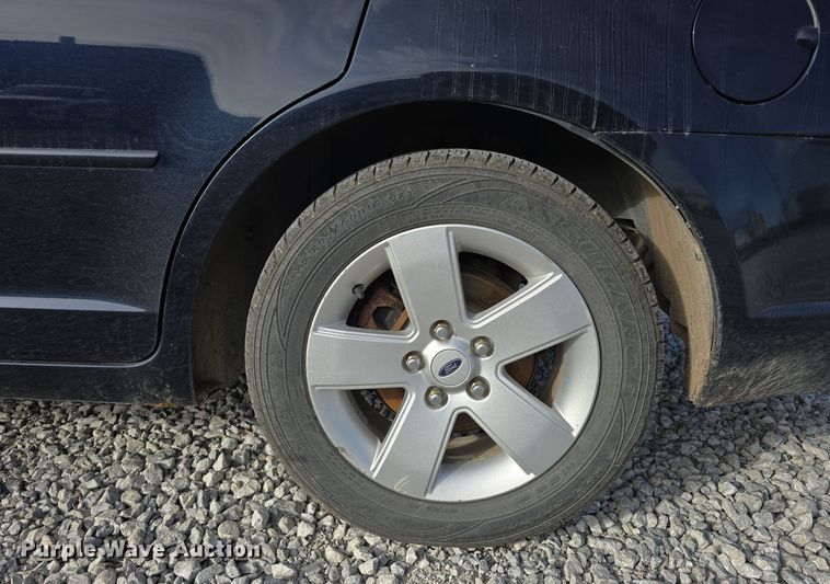 image for item DV0136 2008 Ford Fusion SE 