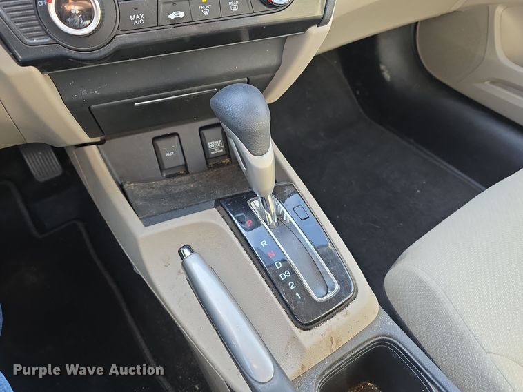 image for item DV0137 2013 Honda Civic 