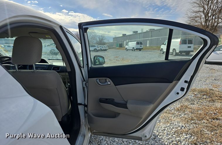 image for item DV0137 2013 Honda Civic 