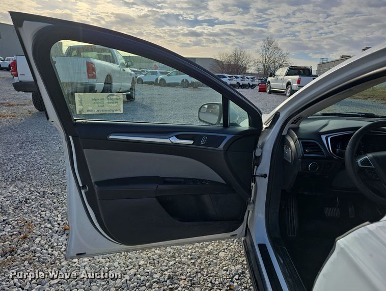 image for item DV0145 2015 Ford Fusion 