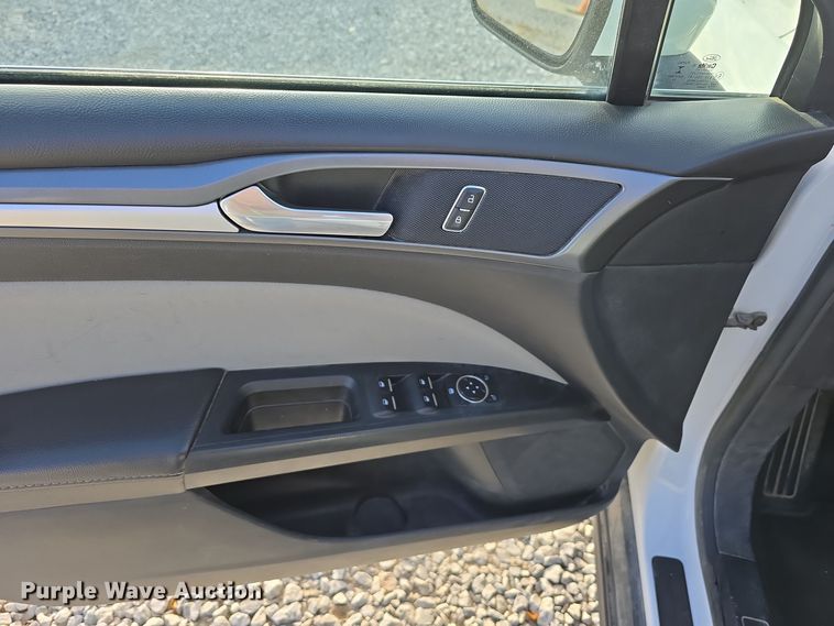 image for item DV0145 2015 Ford Fusion 