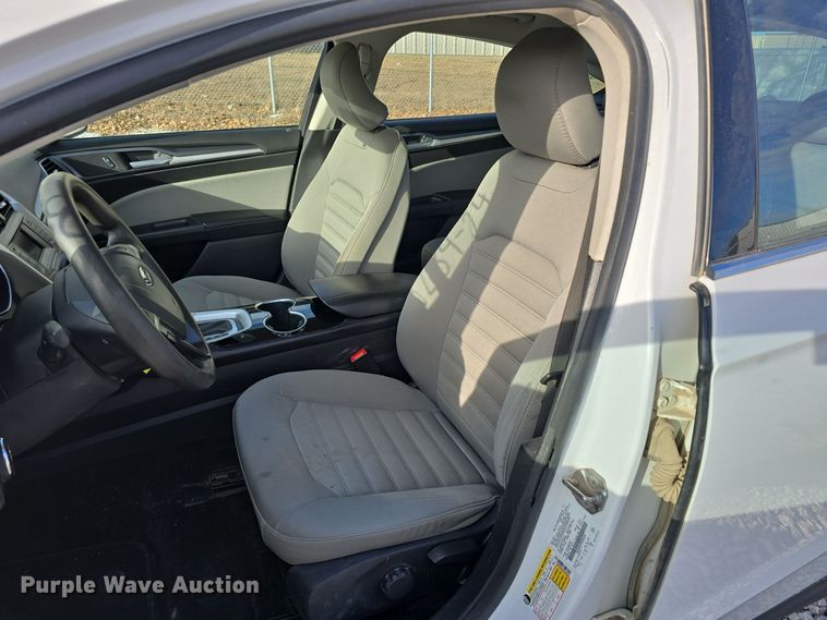 image for item DV0145 2015 Ford Fusion 