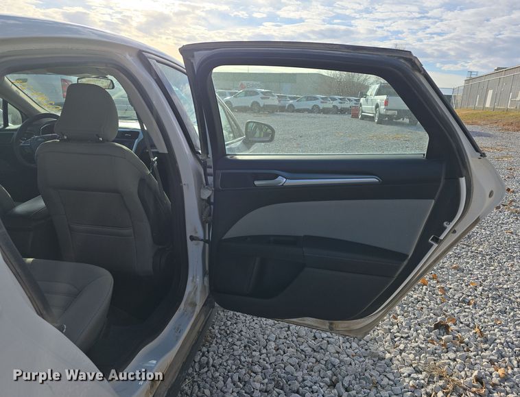 image for item DV0145 2015 Ford Fusion 