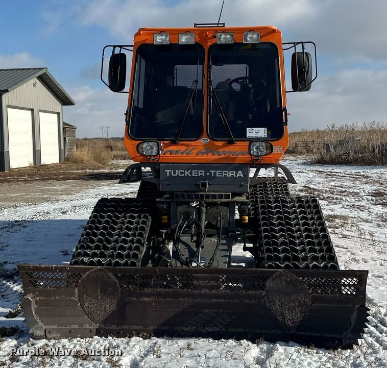 image for item DV0526 2010 Tucker Sno-Cat 2000D1-26-6 trail groomer