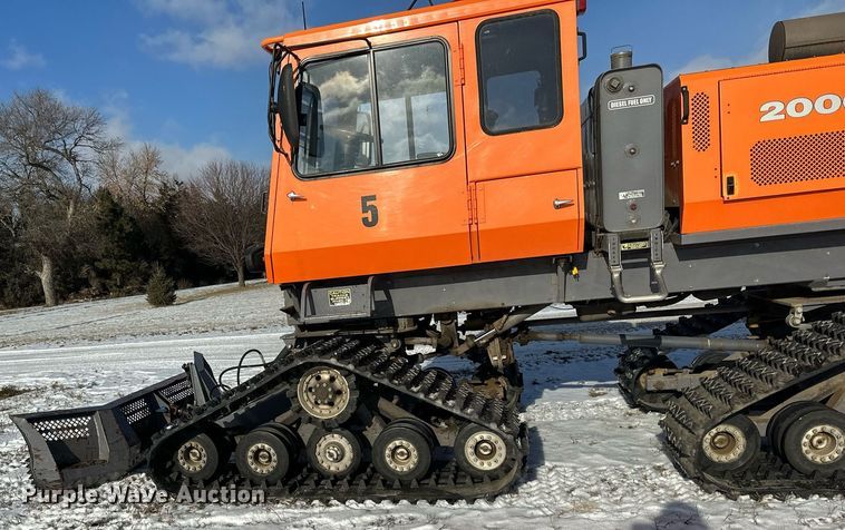 image for item DV0526 2010 Tucker Sno-Cat 2000D1-26-6 trail groomer
