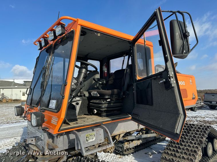image for item DV0526 2010 Tucker Sno-Cat 2000D1-26-6 trail groomer