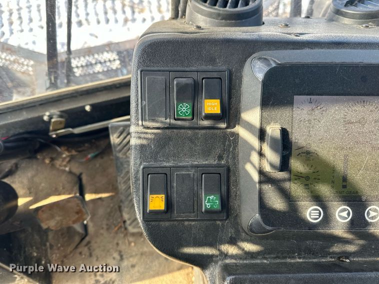 image for item DV0526 2010 Tucker Sno-Cat 2000D1-26-6 trail groomer