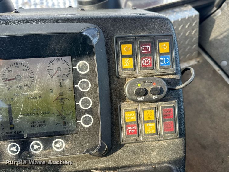 image for item DV0526 2010 Tucker Sno-Cat 2000D1-26-6 trail groomer