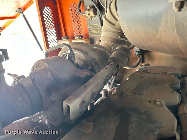 image for item DV0526 2010 Tucker Sno-Cat 2000D1-26-6 trail groomer