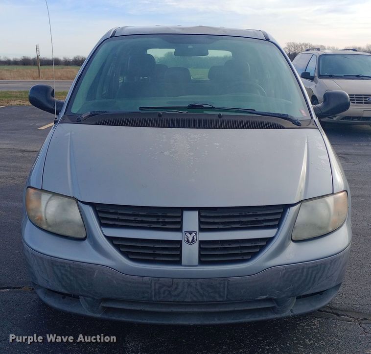 image for item DW0942 2006 Dodge Caravan van