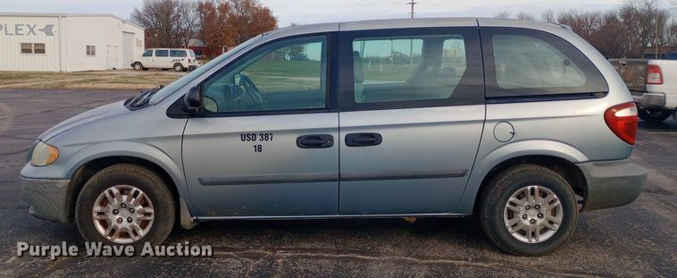 image for item DW0942 2006 Dodge Caravan van