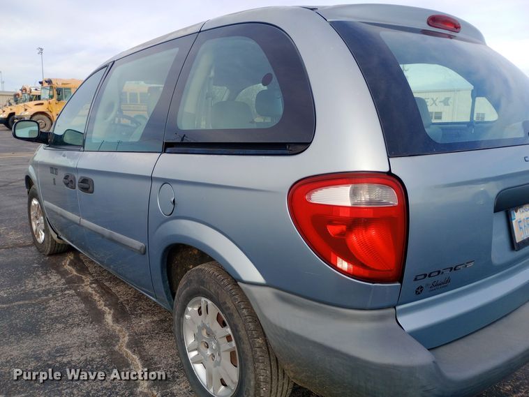 image for item DW0942 2006 Dodge Caravan van