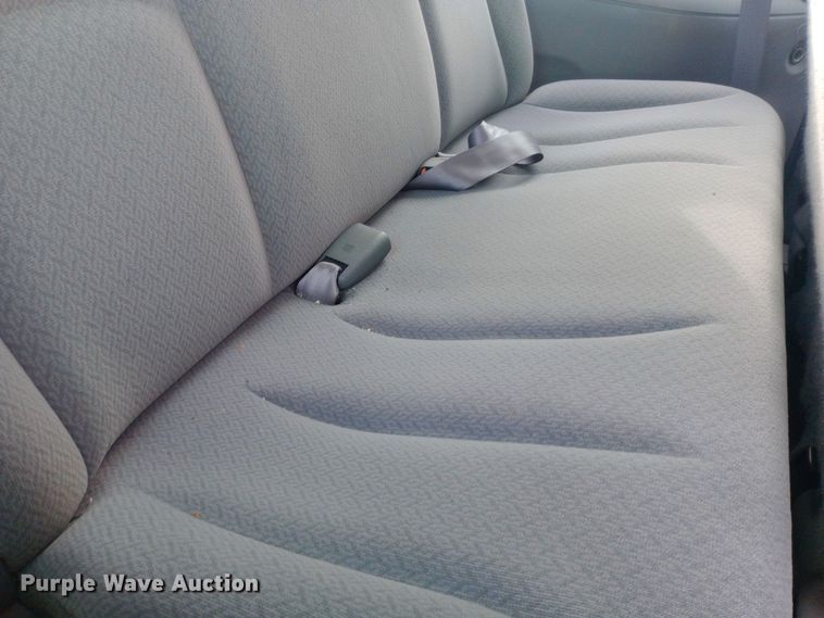 image for item DW0942 2006 Dodge Caravan van