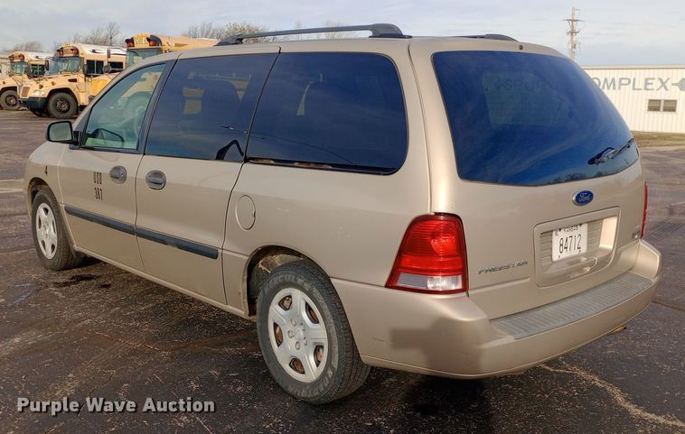 image for item DW0943 2007 Ford Freestar SE van