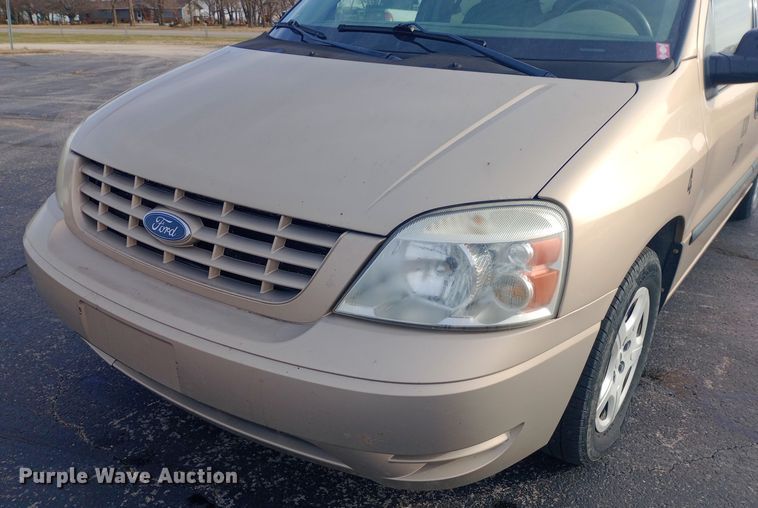 image for item DW0943 2007 Ford Freestar SE van