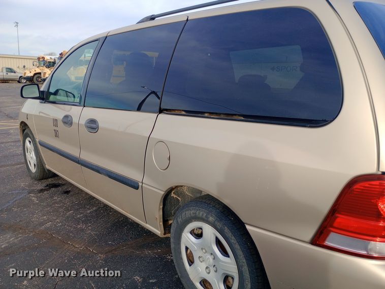 image for item DW0943 2007 Ford Freestar SE van