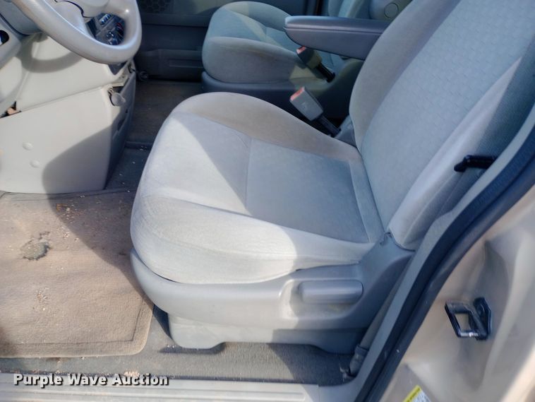 image for item DW0943 2007 Ford Freestar SE van